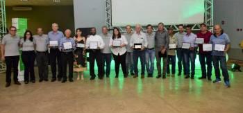 Sicredi homenageia Sócios-fundadores