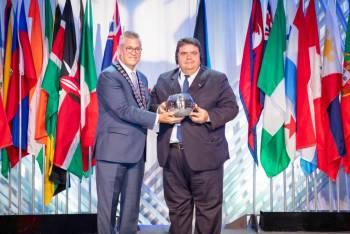 OCB recebe prêmio na Conferência Mundial do Woccu  
