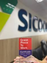 Selo GPTW de empresa excelente para se trabalhar é entregue ao Sicoob Rondon