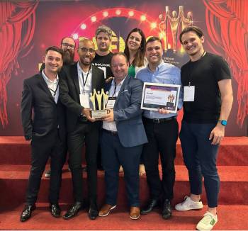 Sicredi recebe troféu Ouro por case de inclusão “Libras no WhatsApp”