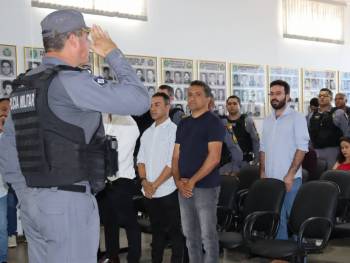 Presidente da Coogavepe participa da cerimônia de entrega de armamentos para Polícia Militar do 15º CR